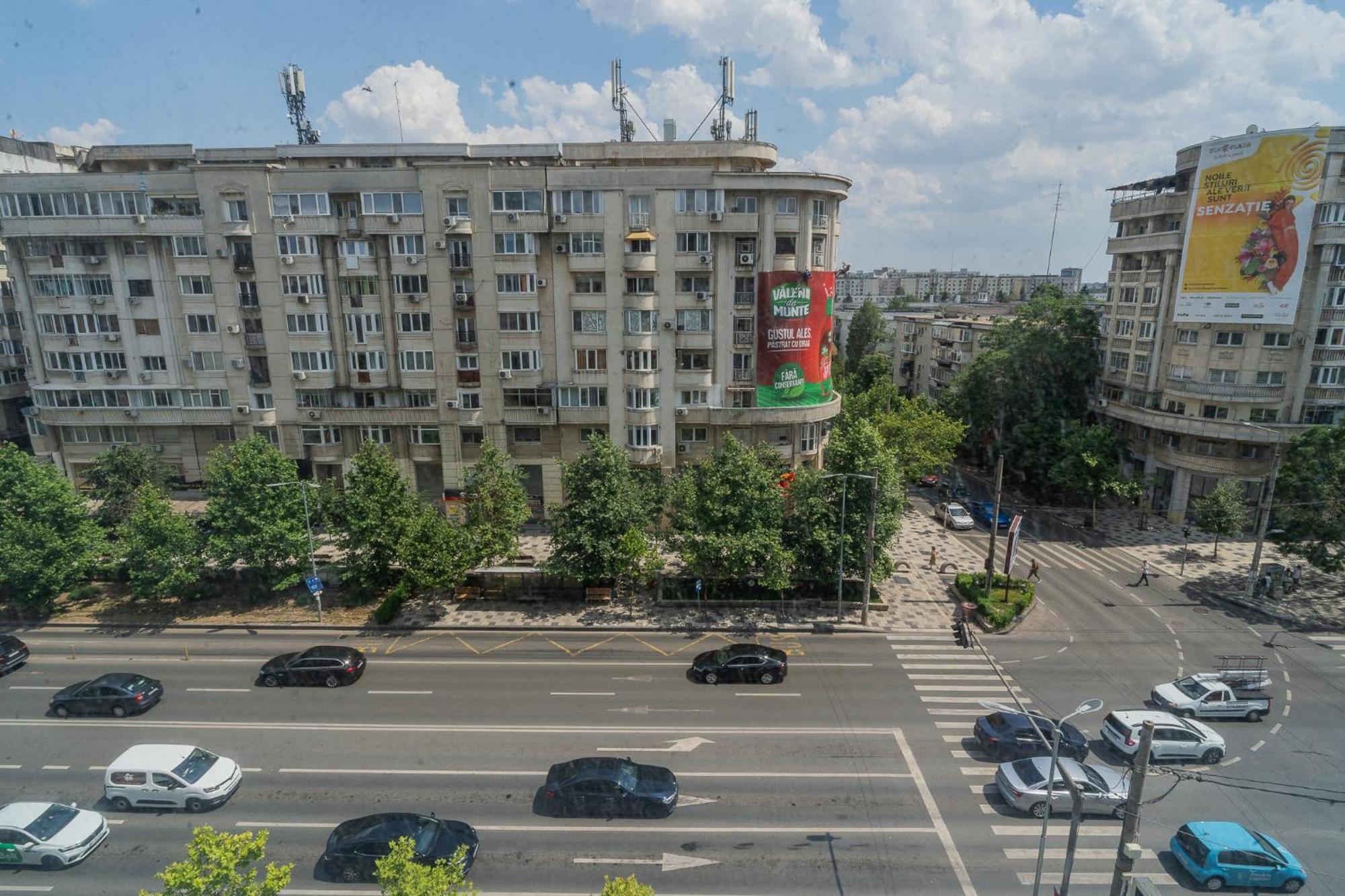 Appartamento Luxury 2Br On Decebal Avenue Bucarest Esterno foto