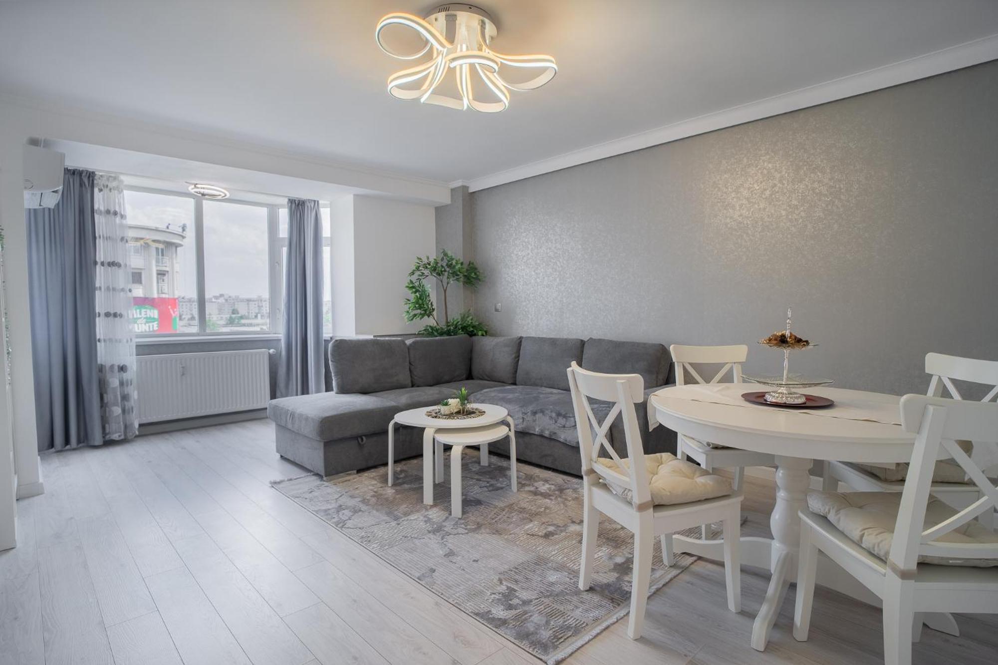 Appartamento Luxury 2Br On Decebal Avenue Bucarest Esterno foto