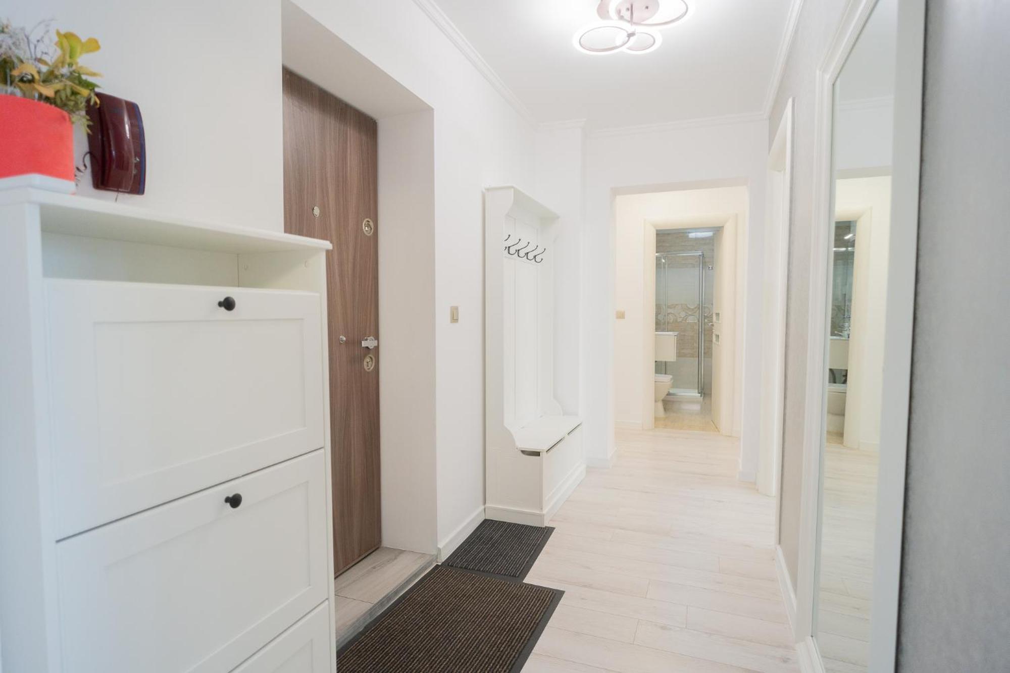 Appartamento Luxury 2Br On Decebal Avenue Bucarest Esterno foto