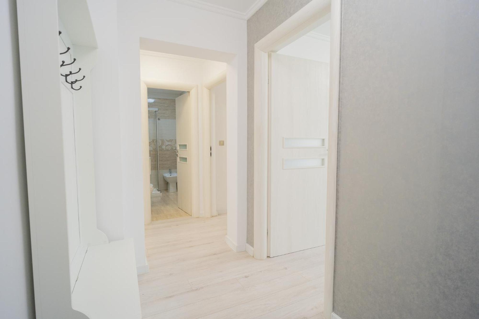 Appartamento Luxury 2Br On Decebal Avenue Bucarest Esterno foto
